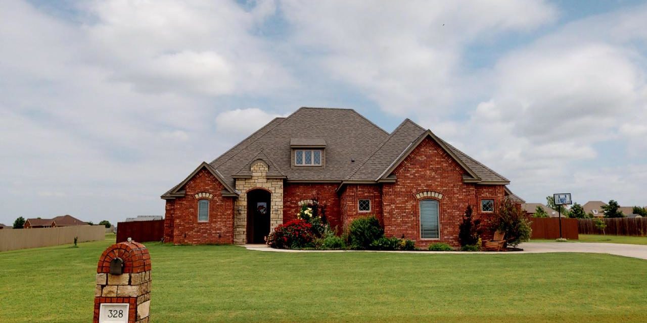 Property main image
